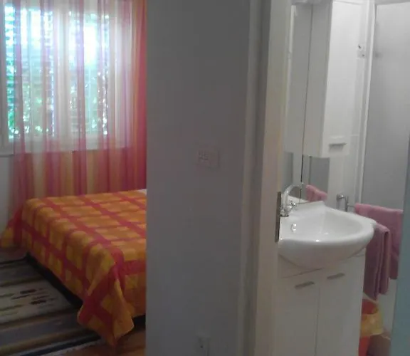 库林公寓 赫瓦尔